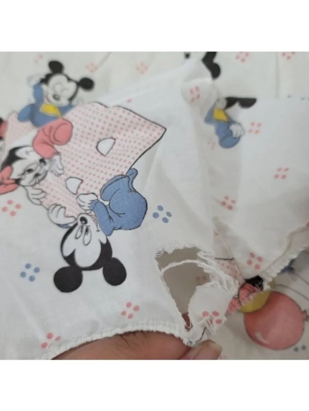 Disney vintage crib sheet 1984 ABC alphabet minni mickey Pluto Donald crib sheet
